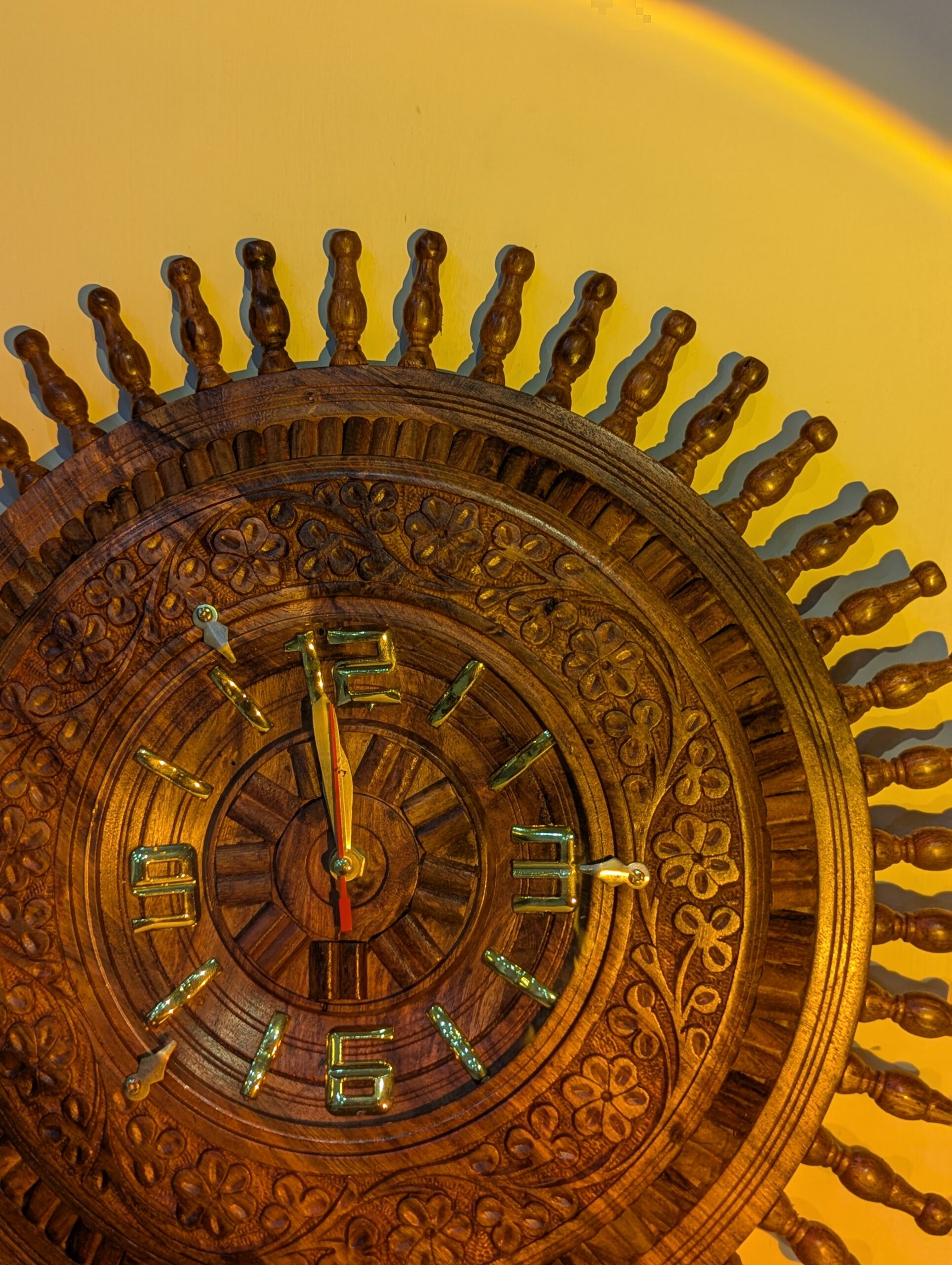 Lerili Megamall Hand Carved Wooden Round Floral Wall Clock