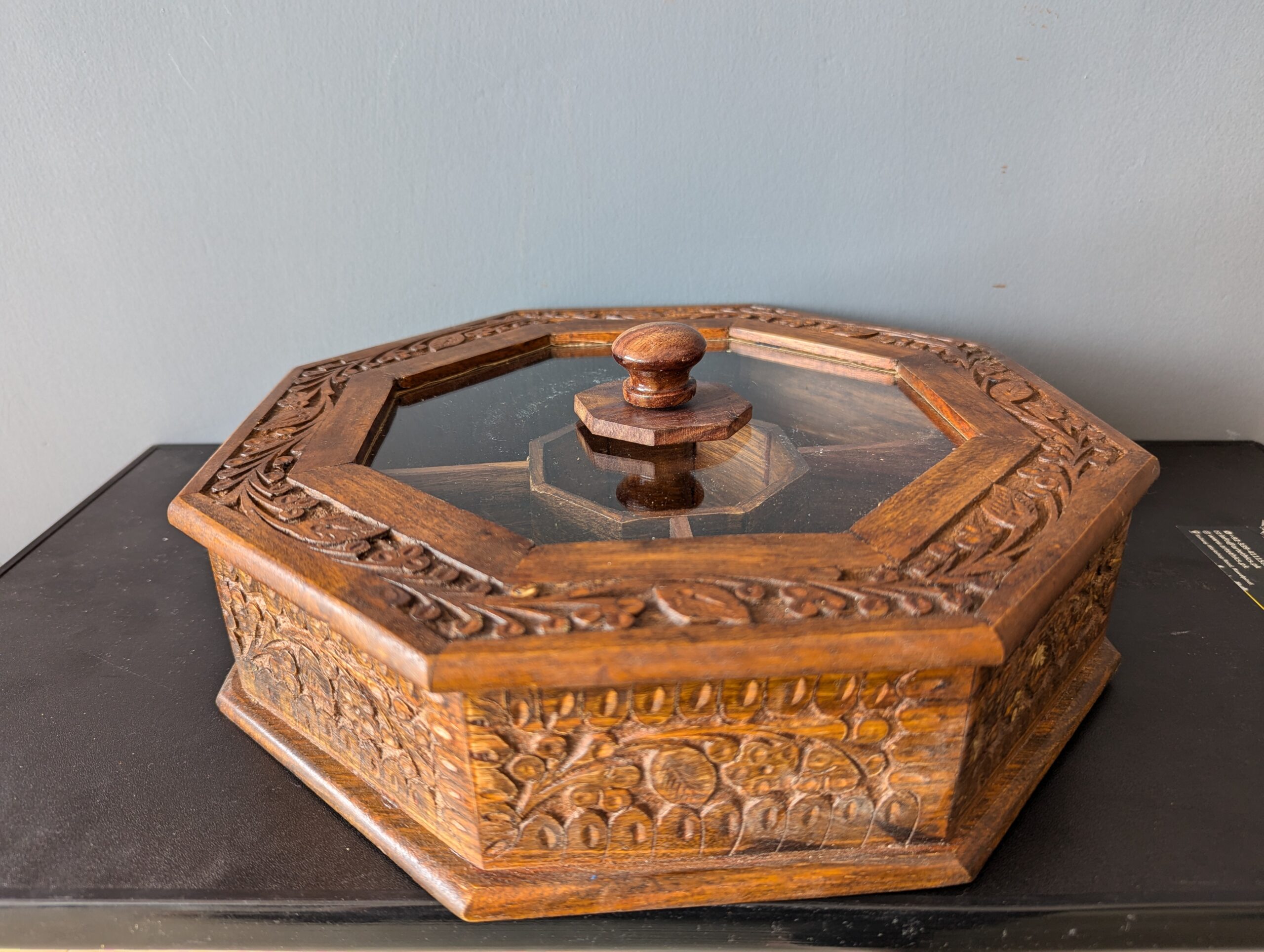 Handmade Sheesham premium Dry fruit Box – Carved & Brass Inlay Variants (31x31x10 cm) – Free Worldwide Delivery