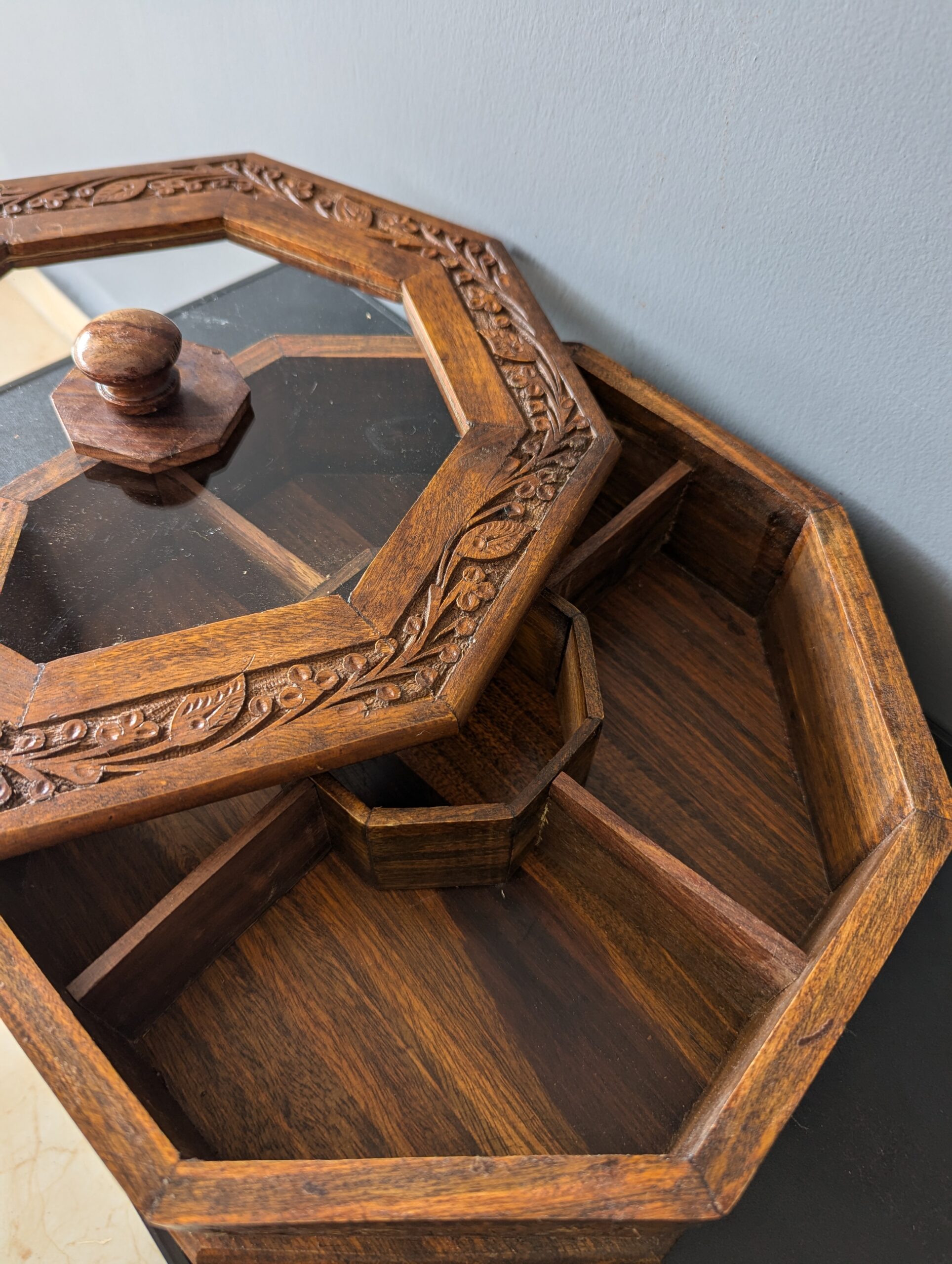 Handmade Sheesham premium Dry fruit Box – Carved & Brass Inlay Variants (31x31x10 cm) – Free Worldwide Delivery