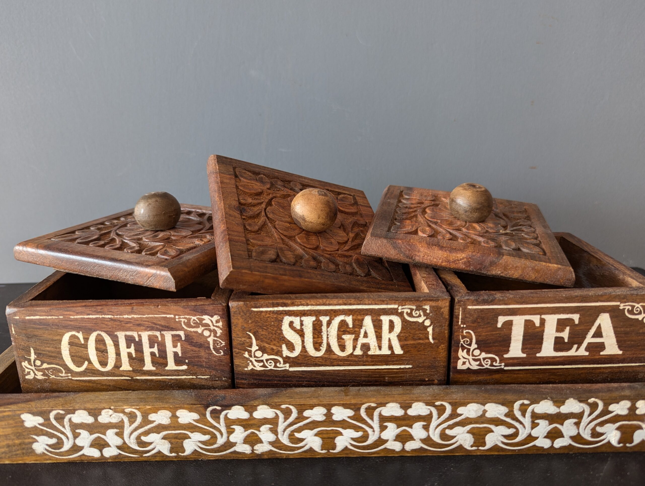 Lerili Megamall Vintage Style Hand-Carved Wooden Tea, Coffee & Sugar Pot Set