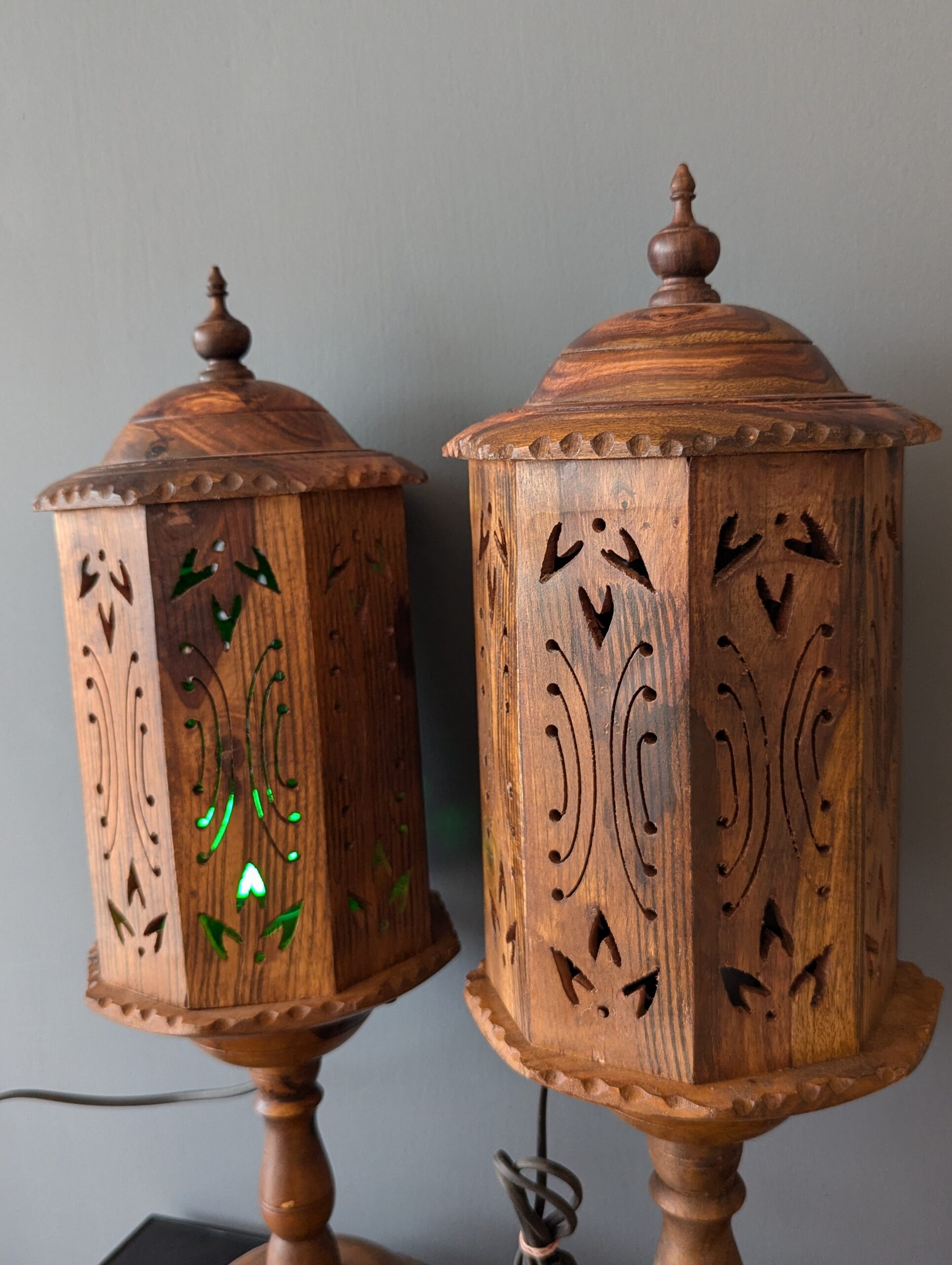 Lerili Megamall presents Handcrafted Wooden Lamp with Intricate Carving