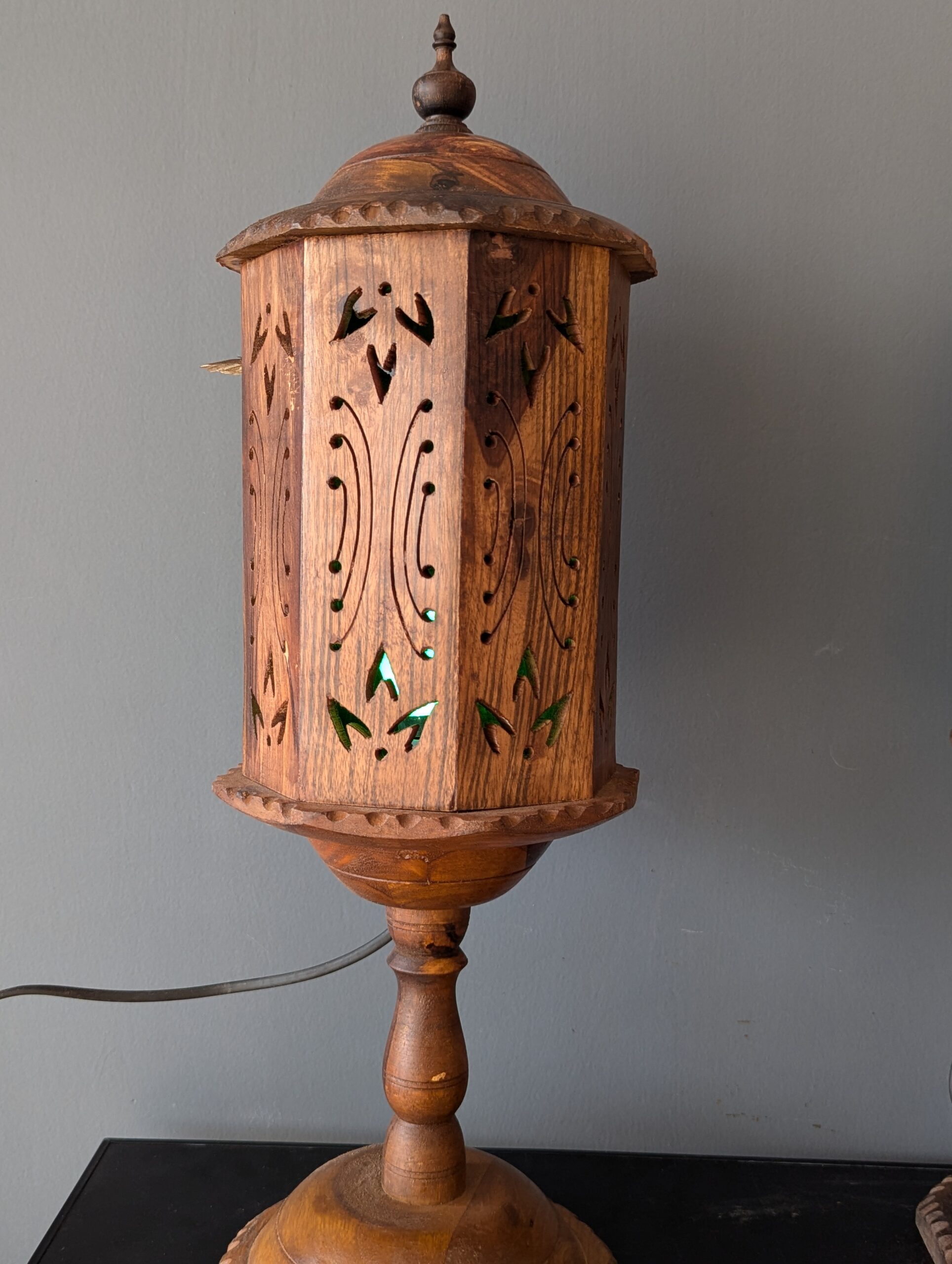 Lerili Megamall presents Handcrafted Wooden Lamp with Intricate Carving