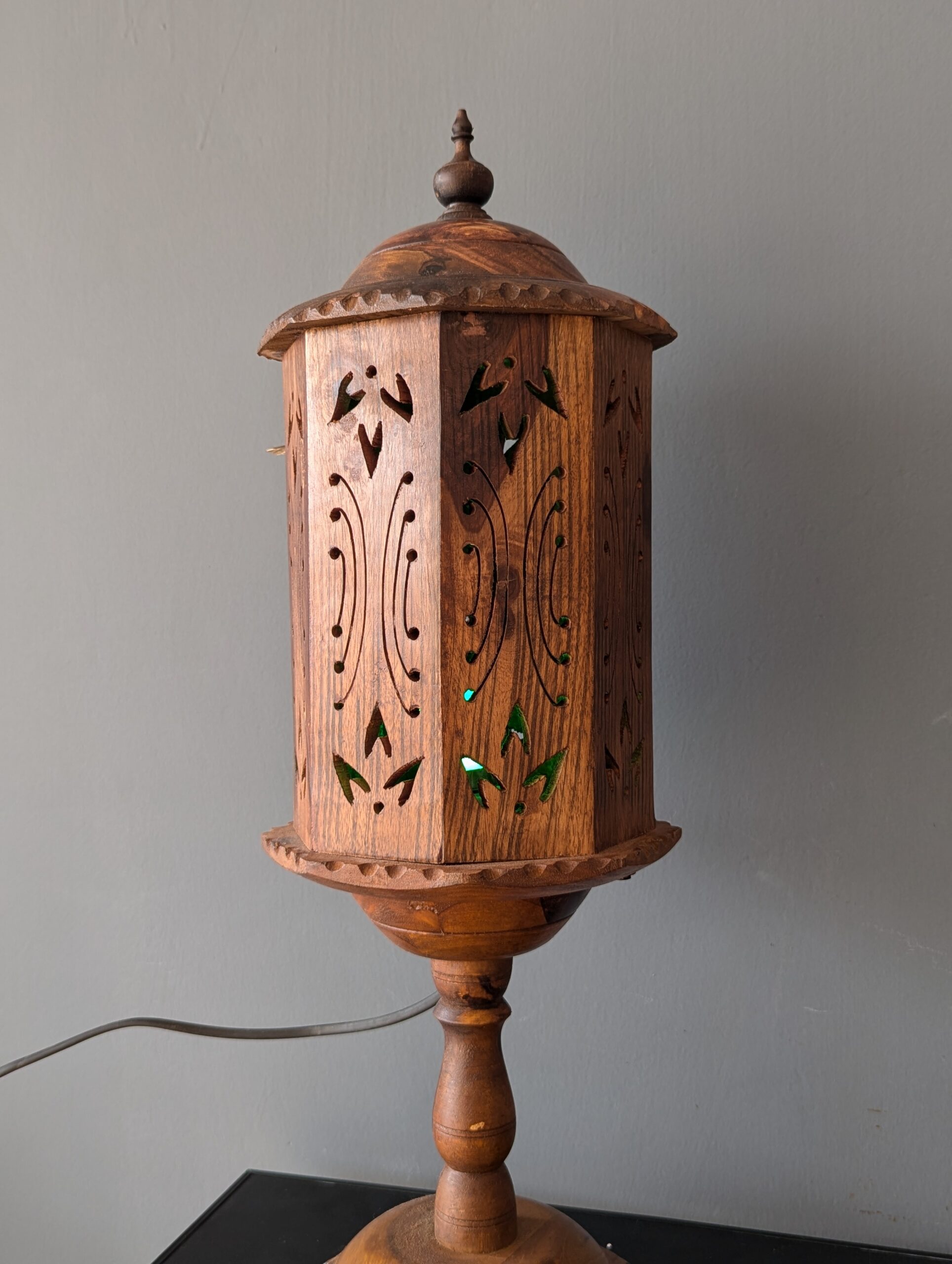 Lerili Megamall presents Handcrafted Wooden Lamp with Intricate Carving